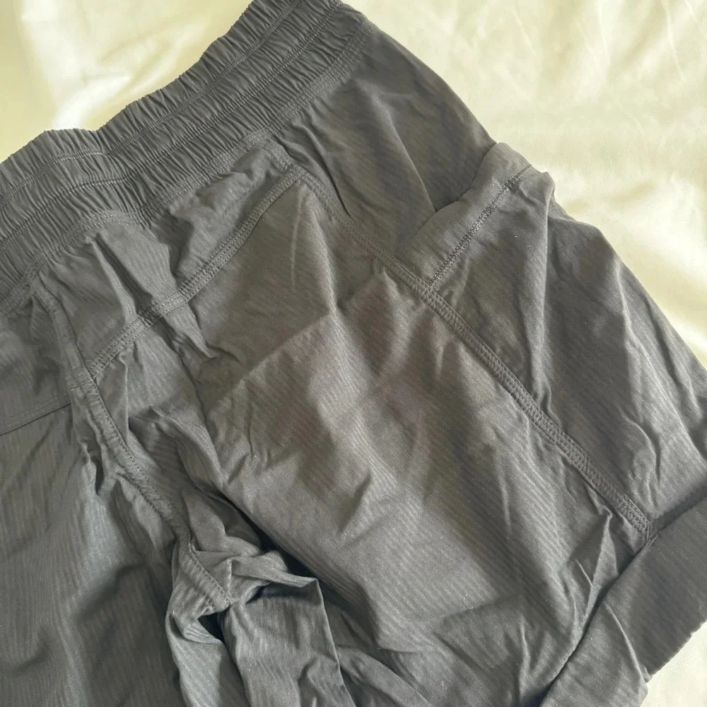 🆕🖤 Lululemon Do it All Short II - Black